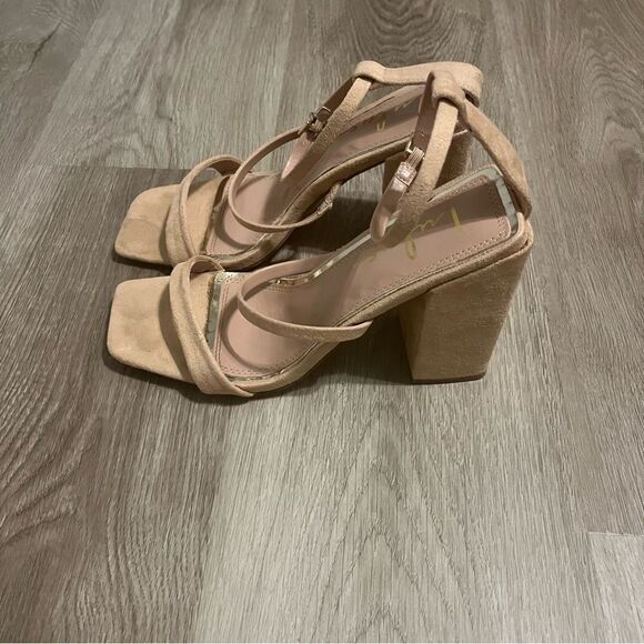 Women's Lulu's Nude Ankle Strap Heels - Picture 3 of 8
